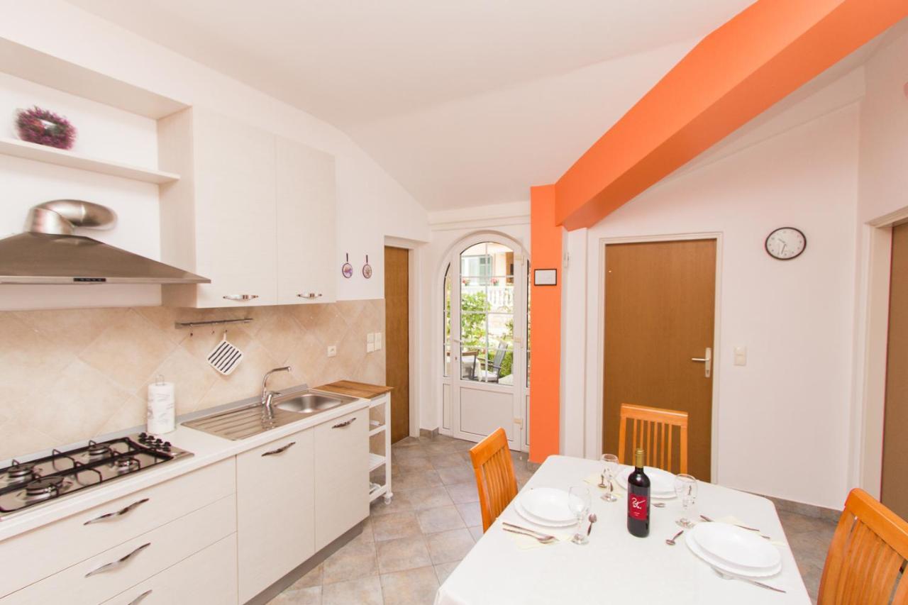 Apartments Lupus Vodice Ngoại thất bức ảnh