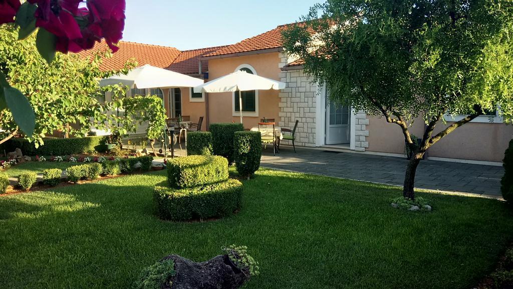 Apartments Lupus Vodice Ngoại thất bức ảnh